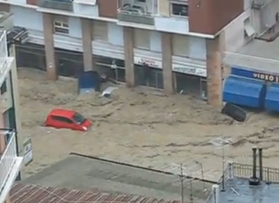 Überflutungen und Schäden in der Hafenstadt Genua Anfang November 2011
