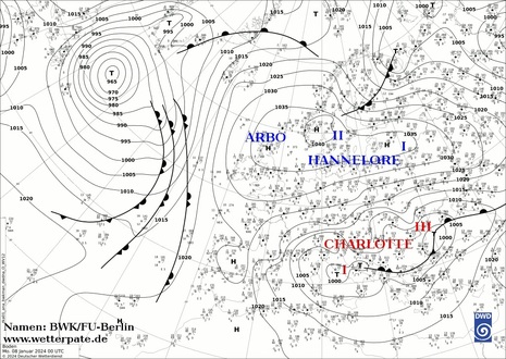 Karte Europa und Nordatlantik mit Analyse der Hoch- und Tiefdruckgebiete sowie der Frontalzonen von Montag, 08.01.2024 0 UTC (Quelle DWD)
