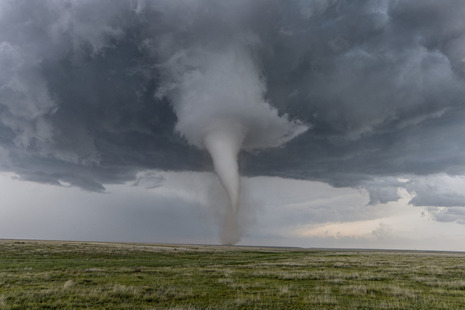 Freistehender Tornado an einer Superzelle nahe Texline, Grenze OK/TX, 08.06.2025. Quelle: Felix Dietzsch