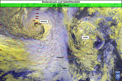 Abb. 1: Satellitenbild von Europa und dem Nordostatlantik (24.10.2026, 13:24 MESZ) mit den Tiefs LUISE und MANJA sowie dem Bodendruck (gestrichelte Linien). Quelle: Deutscher Wetterdienst