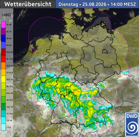Das kombinierte Radar- und Satellitenbild zeigt für den Dienstag, 25.08.2026 um 14 Uhr deutlich die Warmfront von Rheinland-Pfalz bis nach Bayern mit Regenfällen.