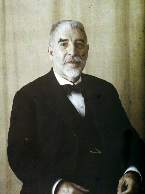 Portrait von Ștefan Hepites, Quelle: France, Boulogne, Portraits, Mr Stefan C. Hepites, 1920, Auguste Léon (1857-1942), über Wikimedia Commons