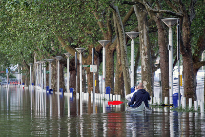 Jahrhundertflut: Nach tagelangen Regenfällen hieß es im Juni vielerorts 