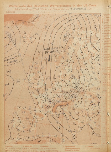 Wetterkarte vom 11. November 1952 vom Deutschen Wetterdienst mit Fronten, Isobaren und weiteren Wetterelementen (Quelle Deutscher Wetterdienst)