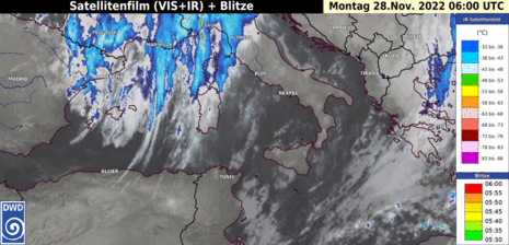 Satellitenfilm (im visuellen und infraroten Bereich) und Blitze im Mittelmeer von Montag, den 28.11.2022, 6 UTC bis Dienstag, den 29.11.2022, 7 UTC