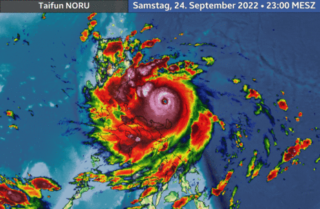 Supertaifun Noru vor den Philippinen im Satellitenbild.