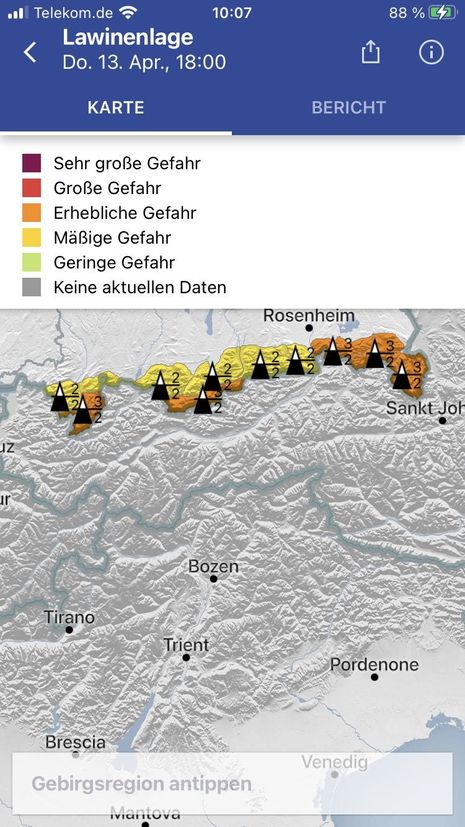 Aktuelle Lawinengefahr Bayerische Alpen (Quelle WarnWetter-App des Deutschen Wetterdienstes (via Lawinenwarndienst Bayern))