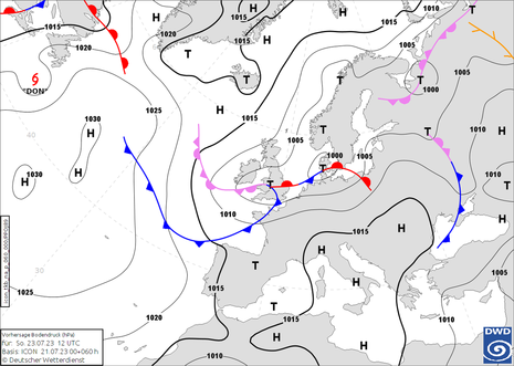 Prognose für die Lage der Druckgebilde und Fronten am Sonntag, den 23.07.2023 um 12 UTC (Quelle Deutscher Wetterdienst)