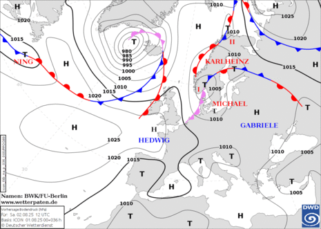 Vorhersage Bodendruck und Frontenlage für Samstag 01.08.2025 12 UTC