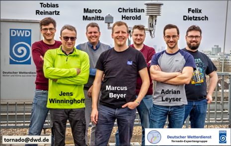 Zu sehen ist das Gründungsbild der Tornado Expertengruppe des Deutschen Wetterdienstes.