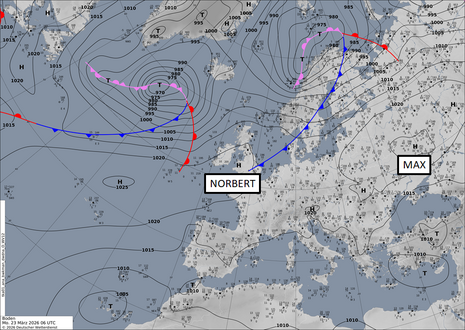 Analysekarte für Europa mit Lage der Druckgebilde und Isobaren sowie Stationsdaten am Montagmorgen, den 23.03.2026 um 06 UTC