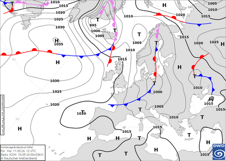 Vorhersagekarte für Montag, den 11.05.2026 um 12 UTC. Tief DOREEN befindet sich über dem Nordosten Deutschlands. Quelle: Deutscher Wetterdienst