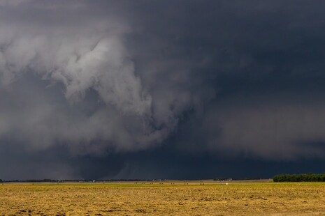 Am Folgetag gab es über Saint Libory in Nebraska einen zerstörerischen Tornado.