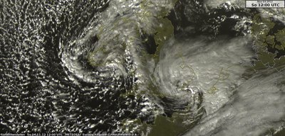 Tief XANTHIPPE (links) und Tief ZELDA (rechts) im Satellitenbild.