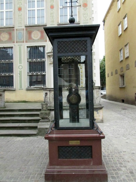 Fahrenheit-Denkmal in Danzig
