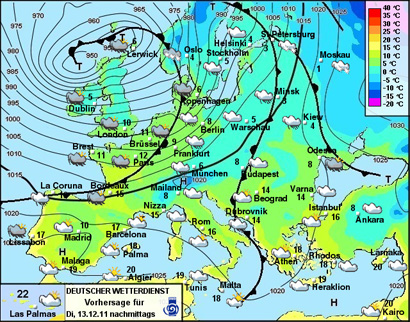 Wetterlage am Dienstag: Ein umfangreiches Sturmtief liegt nördlich von Schottland