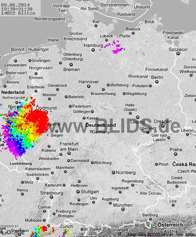 Blitze gestern im Zeitraum zwischen 19:30 und 21:30 Uhr