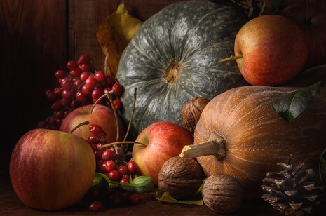Äpfel, Kürbisse und Nüsse bereichern die herbstliche Küche. (Foto: ds_30 / Pixabay)