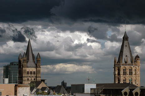 Regenwolken über Köln